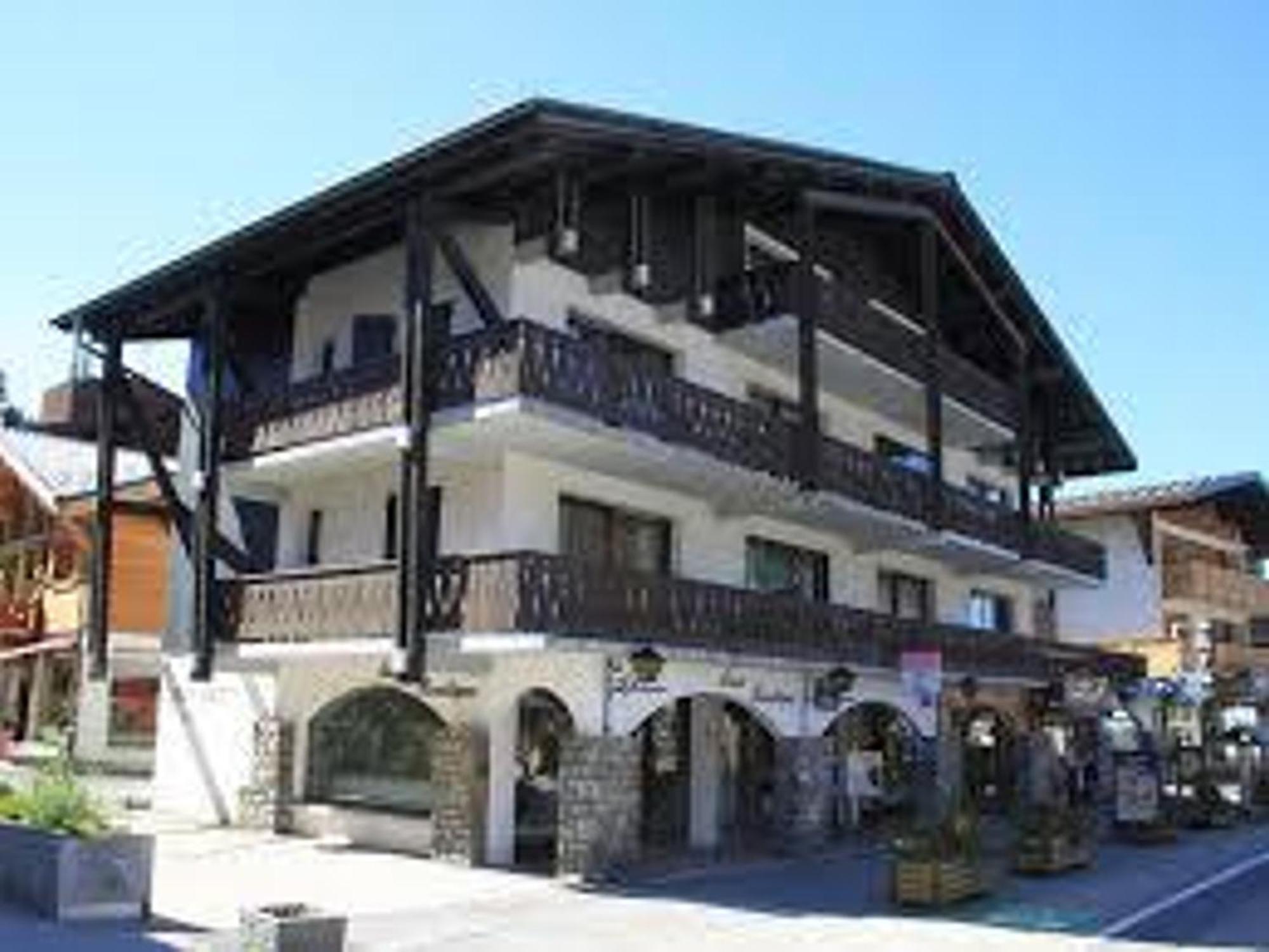 Lumineux Et Bien Agence En Plein Centre, Proche Pistes, Pour 2 A 4 Personnes - Fr-1-598-157 * Les Gets